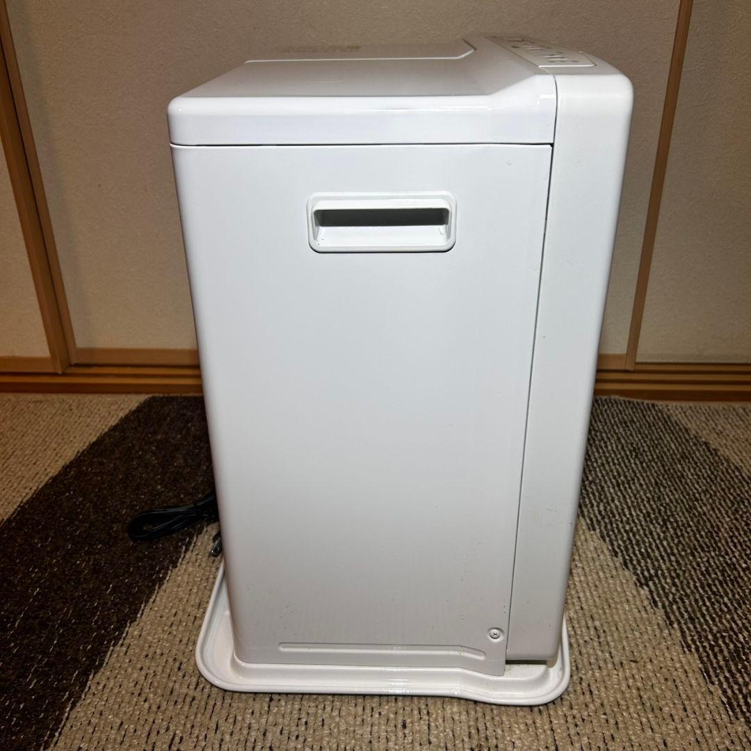 美品コロナ　CORONA 石油ファンヒーター 12畳 FH-VX4620BY-W