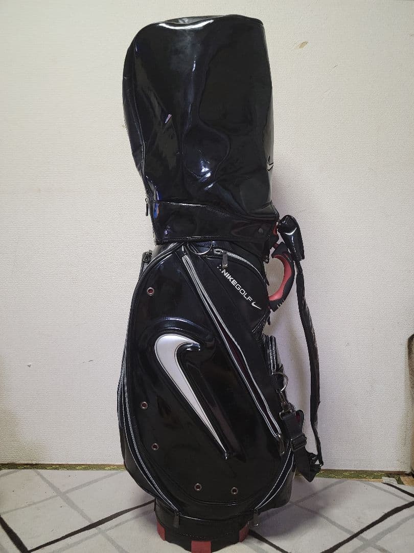 NIKE GOLF ブラックゴルフバッグ