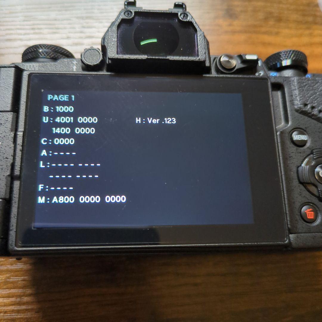 OLYMPUS OM-D E-M5 Mark II PROレンズキット+オマケ