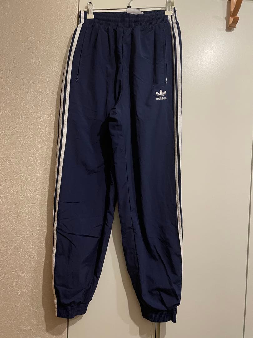 adidas ウーブン ファイヤーバード ナイロンジャケットパンツ