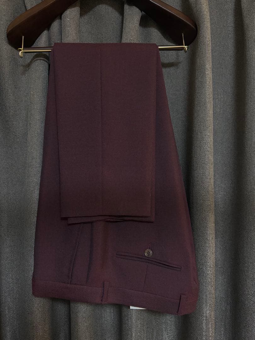 【GUCCI 】メンズ スーツ赤(上下) 美品