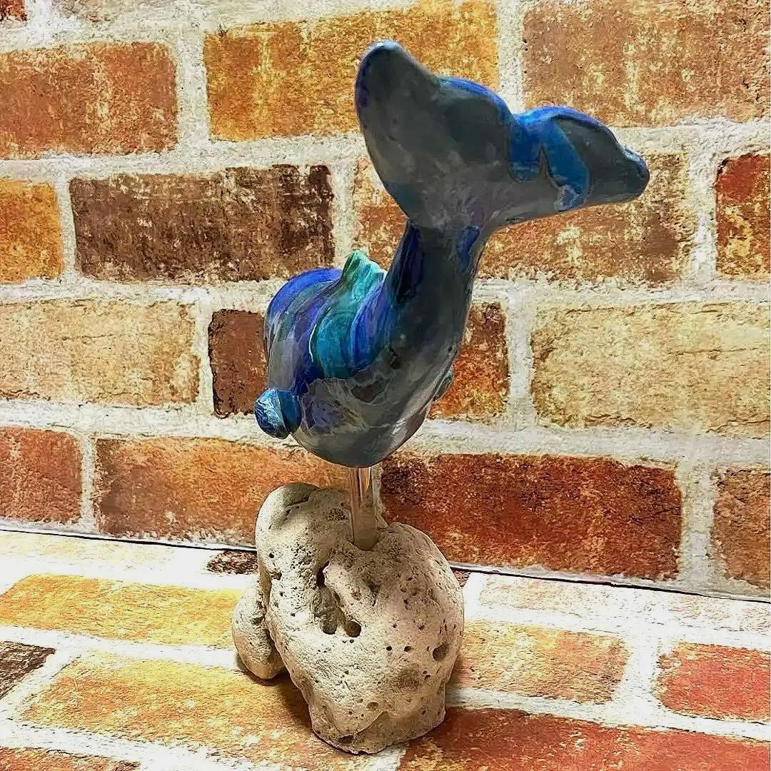 ハワイマウイ島クジラ置物