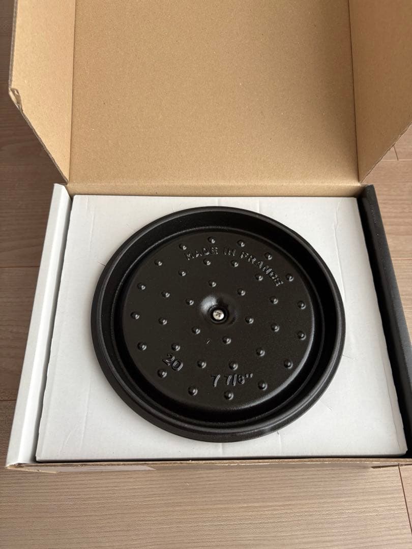 【新品・未使用】staub ストウブ ピコ ココット ラウンド グレー 20cm