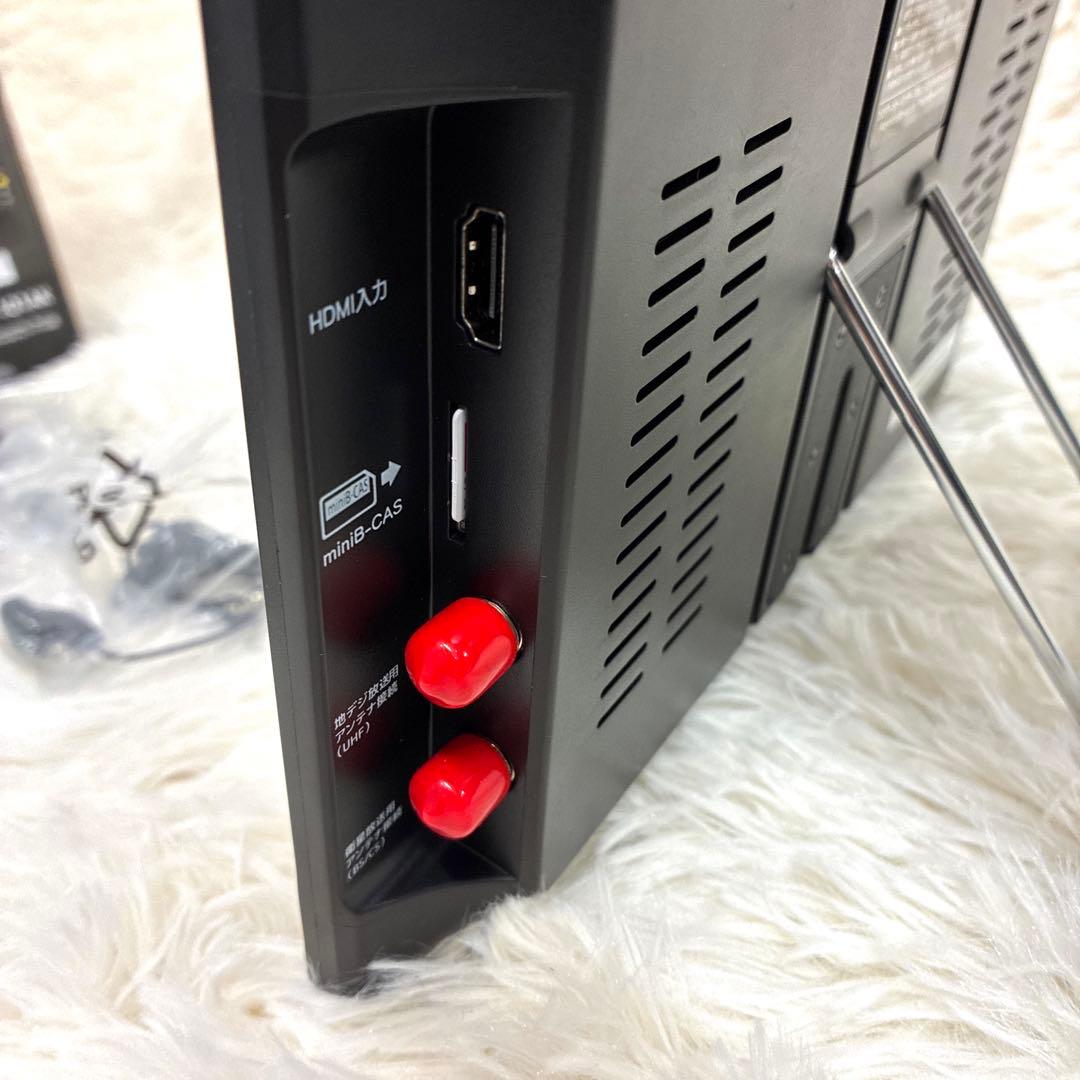 【未使用品】１０.1型地上、BS.CSチューナー搭載録画機能付きポータブルTV
