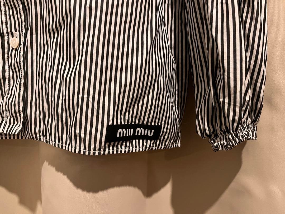 miumiu ストライプ柄フリルシャツ