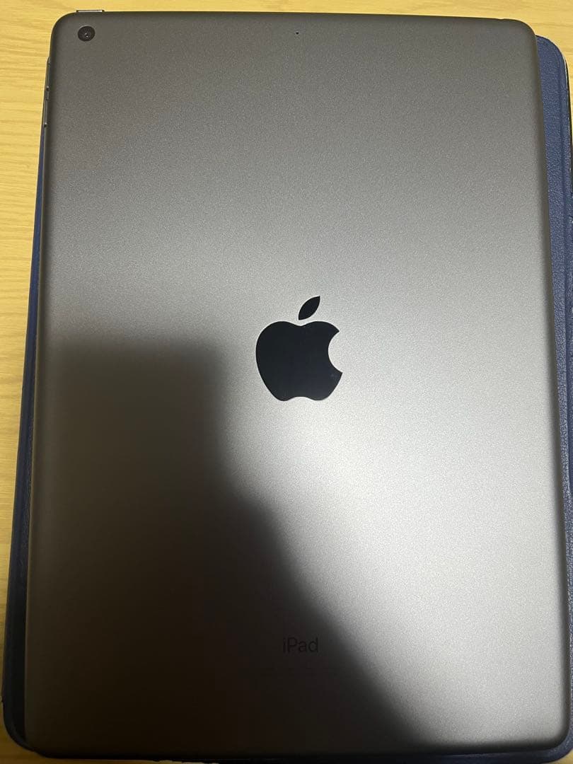 Apple iPad スペースグレー(第8世代) 32GB Wifiモデル