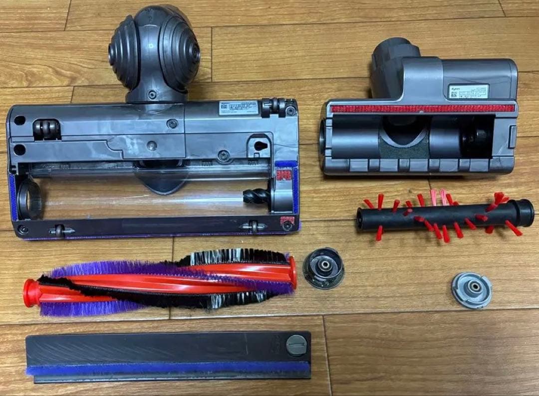 【美品】ダイソン dyson V7 slim 作動良好　洗浄除菌済み