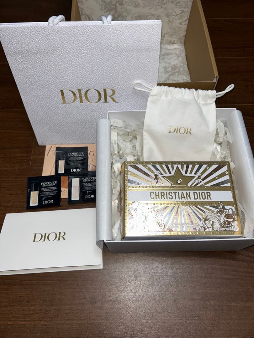 Dior ビューティー＆ケア セット 2025クリスマスコフレ【ショッパー付き】