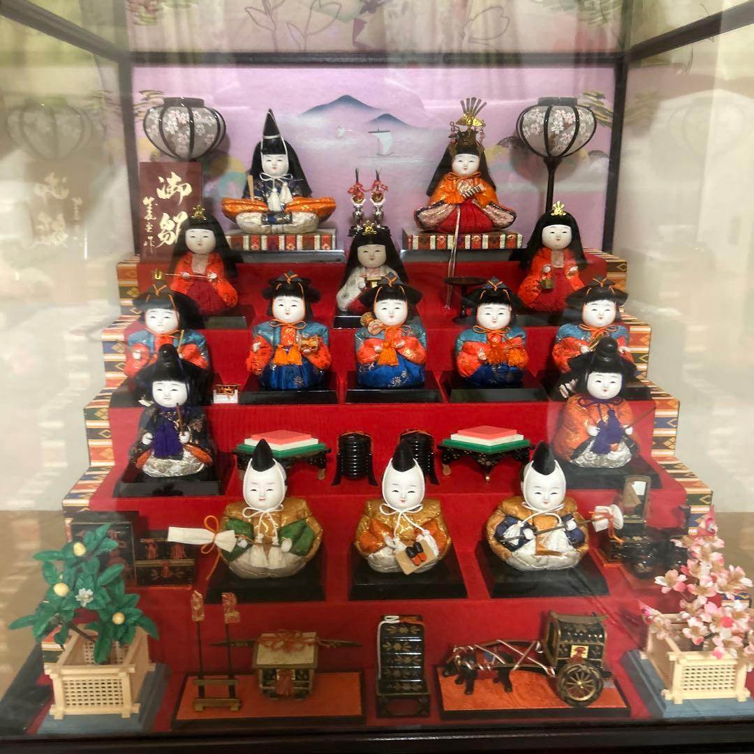 ケース入り　お雛様