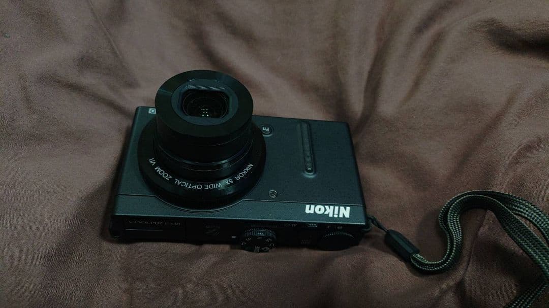 Nikon コンパクトデジタルカメラ