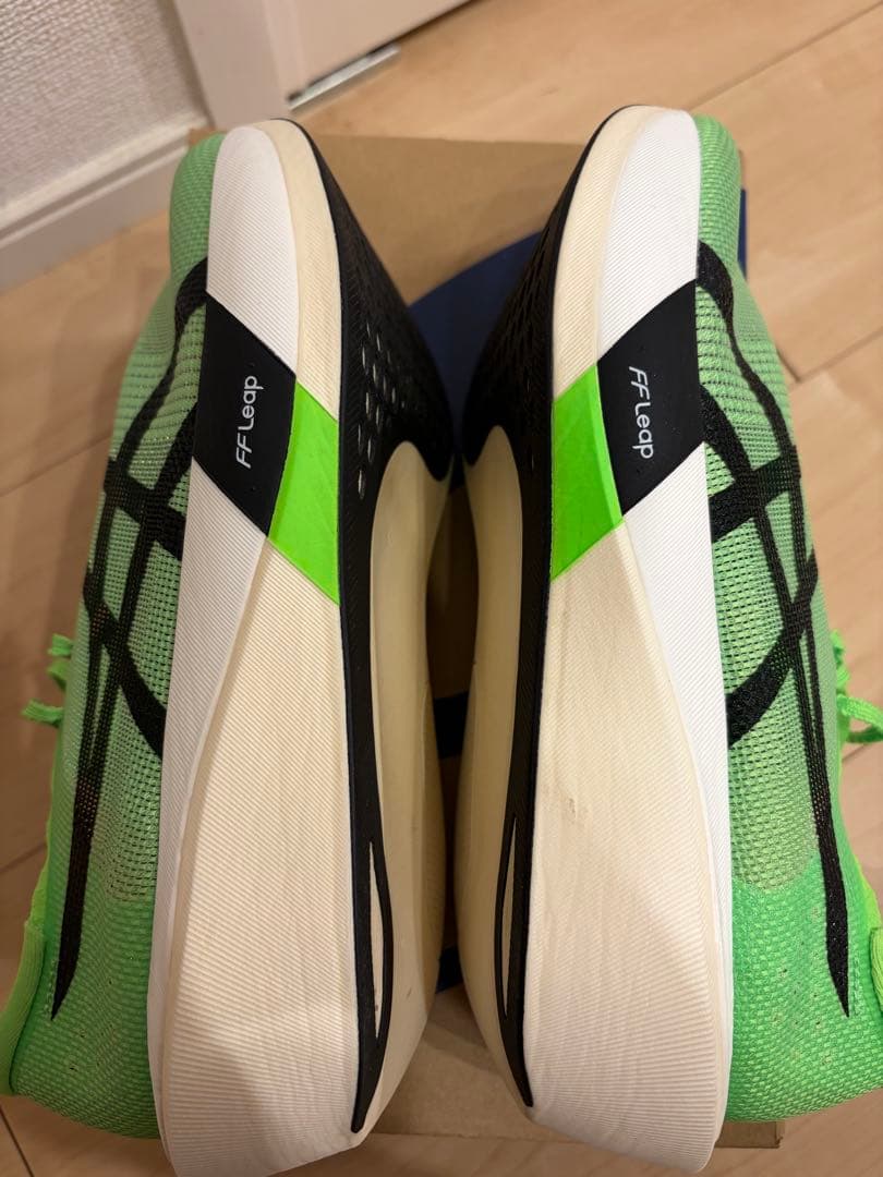 asicsメタスピードエッジTokyo