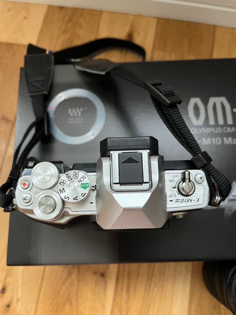 OLYMPUS OM-D E-M10 Mark Ⅲ シルバー