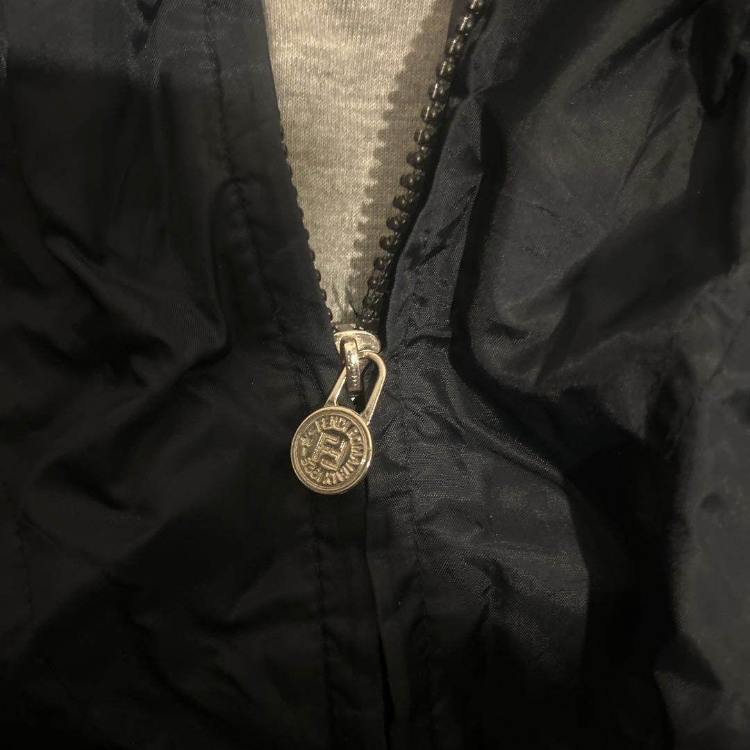 FENDI ネイビー ナイロンジャケット　月末まで！