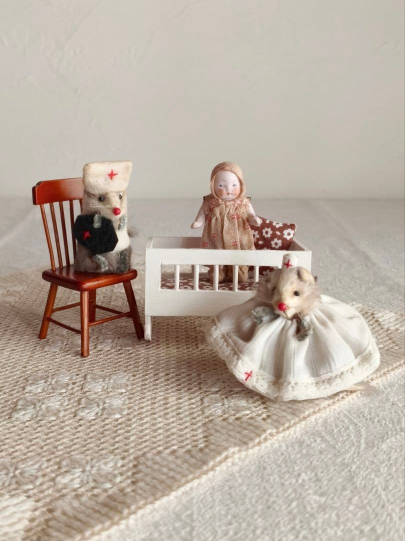* vintage figure ✙ * 赤十字の ネズミさん SET