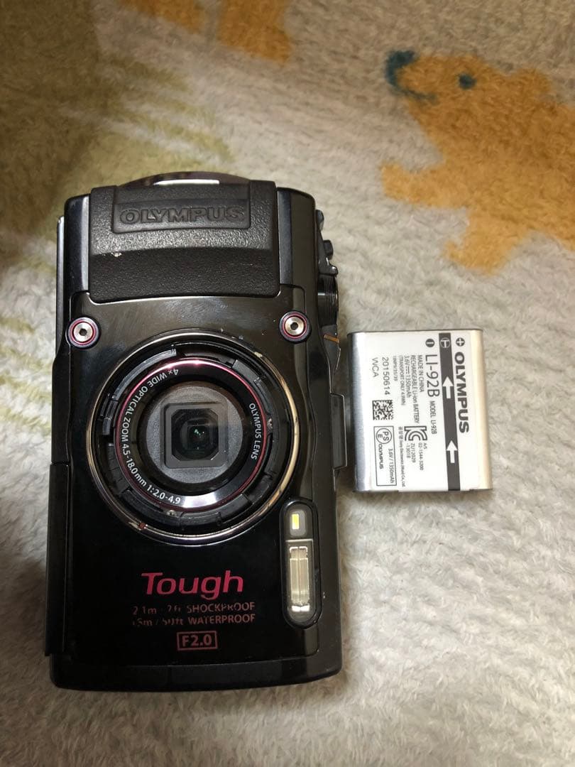Olympus Tough TG-4 防水デジタルカメラ