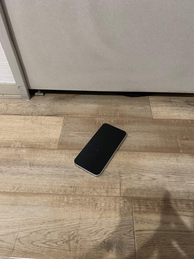 Iphine13 MagSafeのみ充電可能