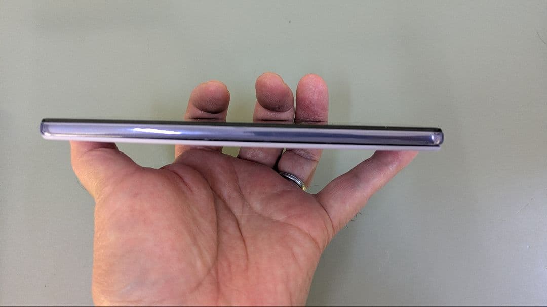 Galaxy A52 5G docomo パープル 背面カバー外れ　ワンオーナー