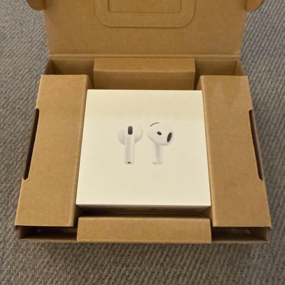 Apple Store購入正規品・新品未使用未開封 Apple AirPods4