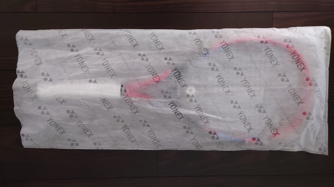 ヨネックステニスラケット　VCORE100