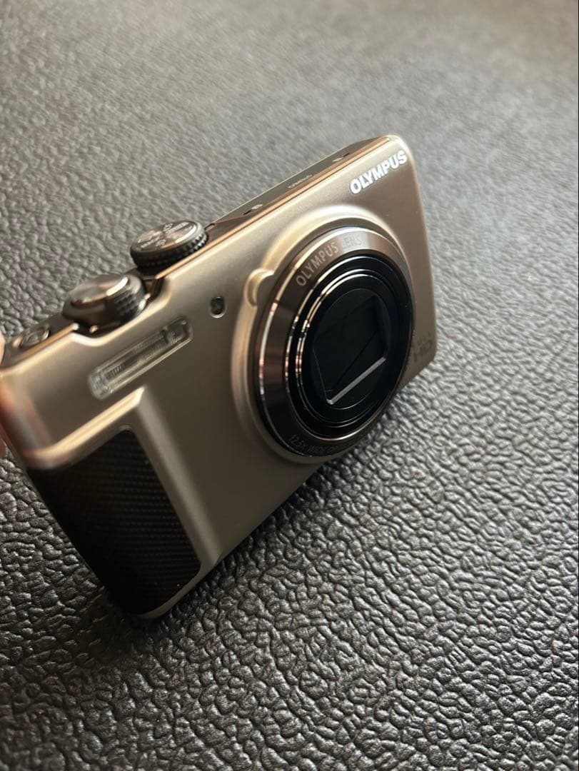 動作美品！付属品あり　オリンパス　デジタルカメラ　SH-21