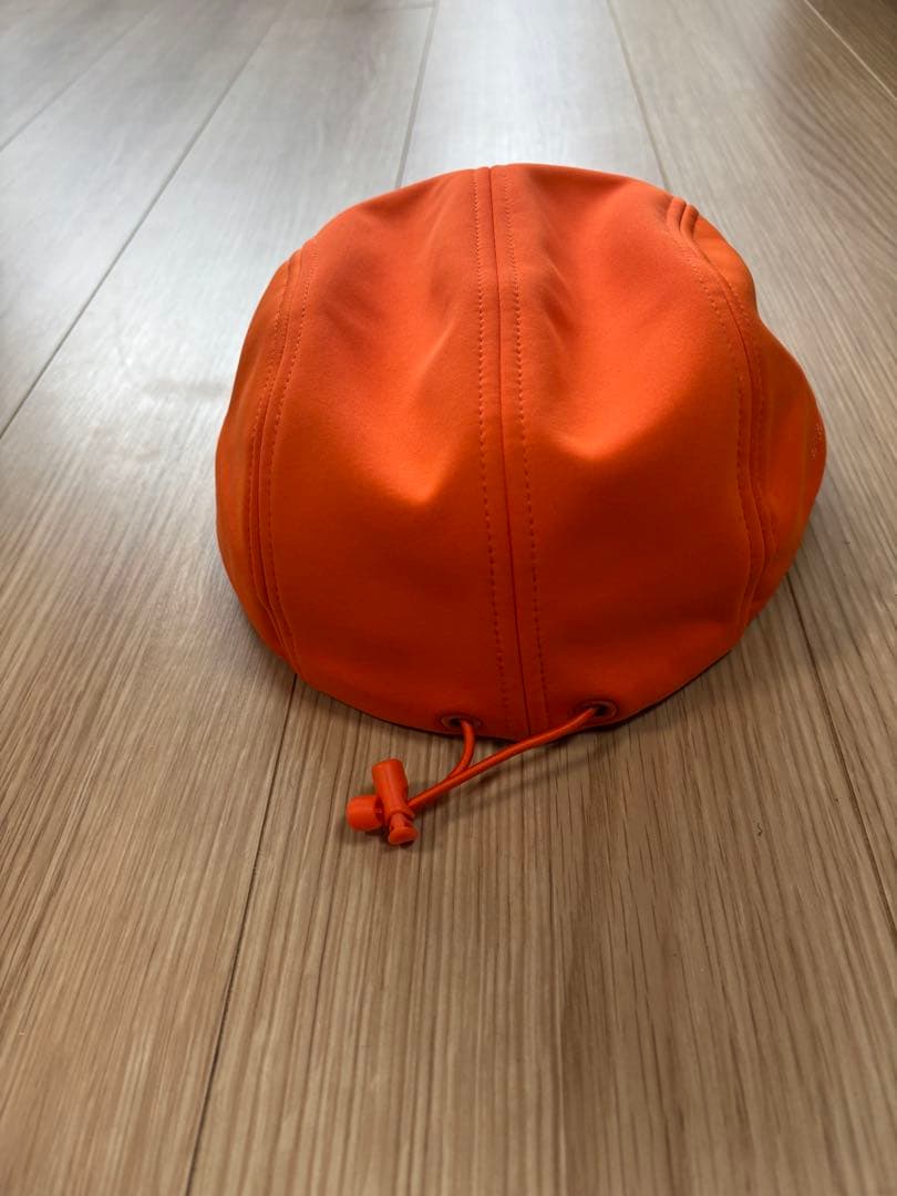 防寒　美品　Supreme オレンジ WINDSTOPPER® キャップ