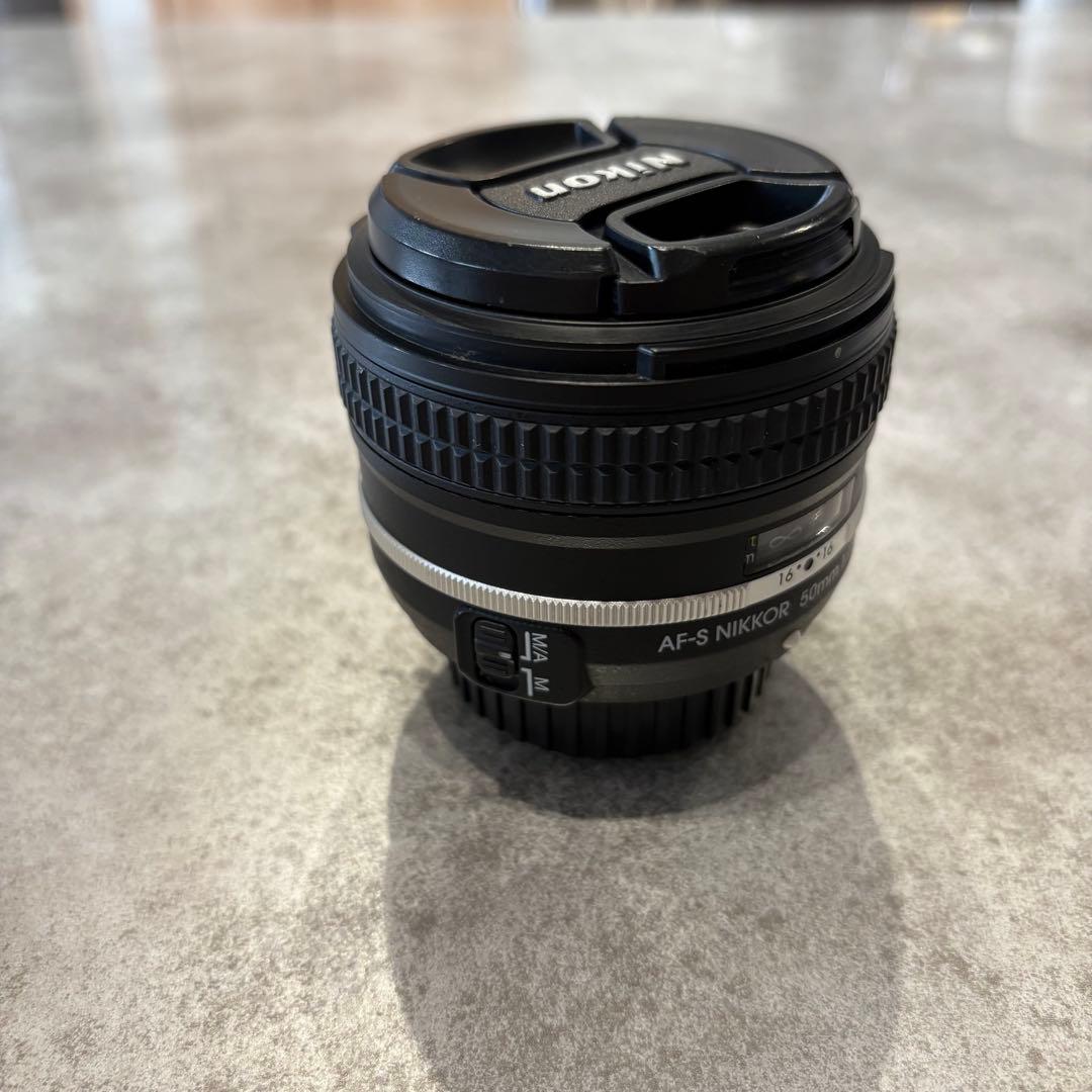 Nikon Df デジタル一眼レフカメラ　レンズキット