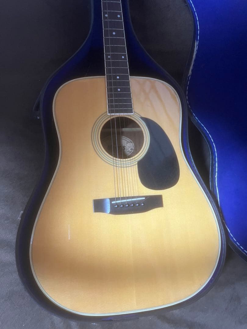 Morris w-25 アコースティックギター　ケース、ストラップ付き