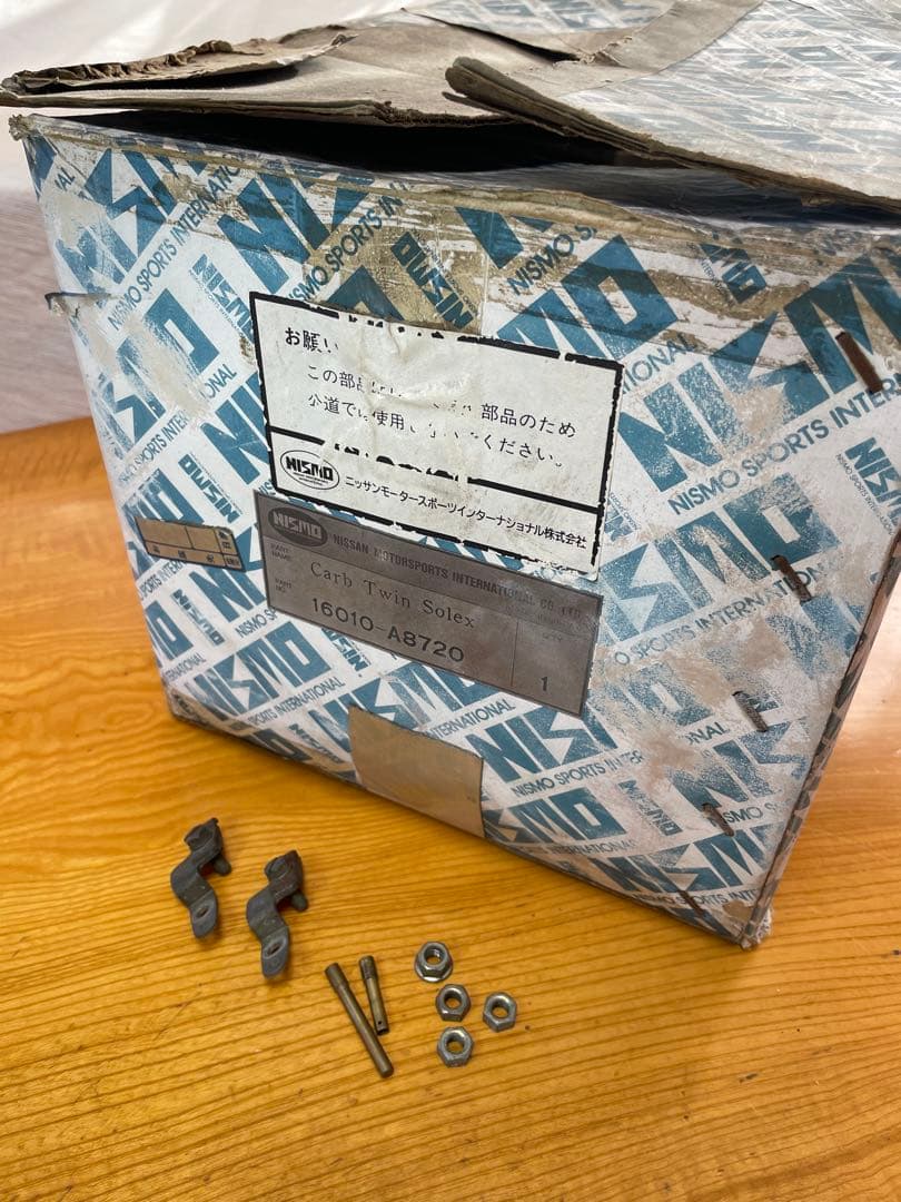 ダットサン　フェアレディSR311 SOLEXキャブレータ