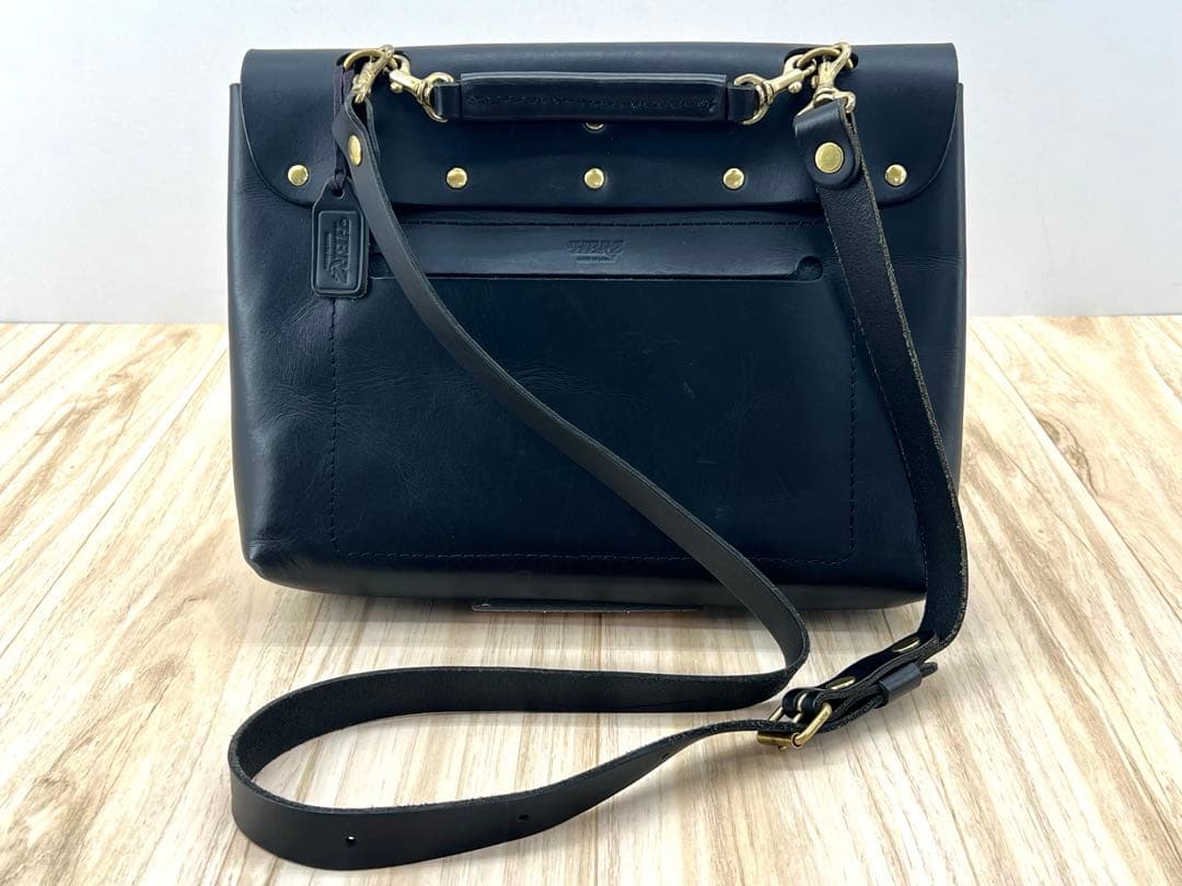 HERZ ヘルツ ナレッジバッグ ショルダーバッグ レザー