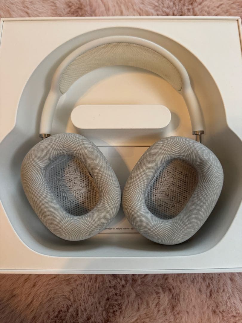 AirPods MAX シルバー　103