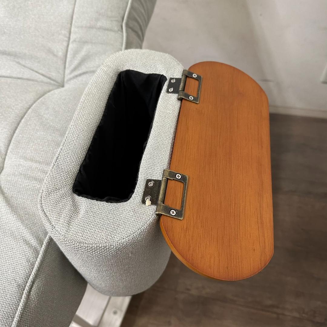 新品　未使用　肘付き回転座椅子き　リクライニング無段階　360度