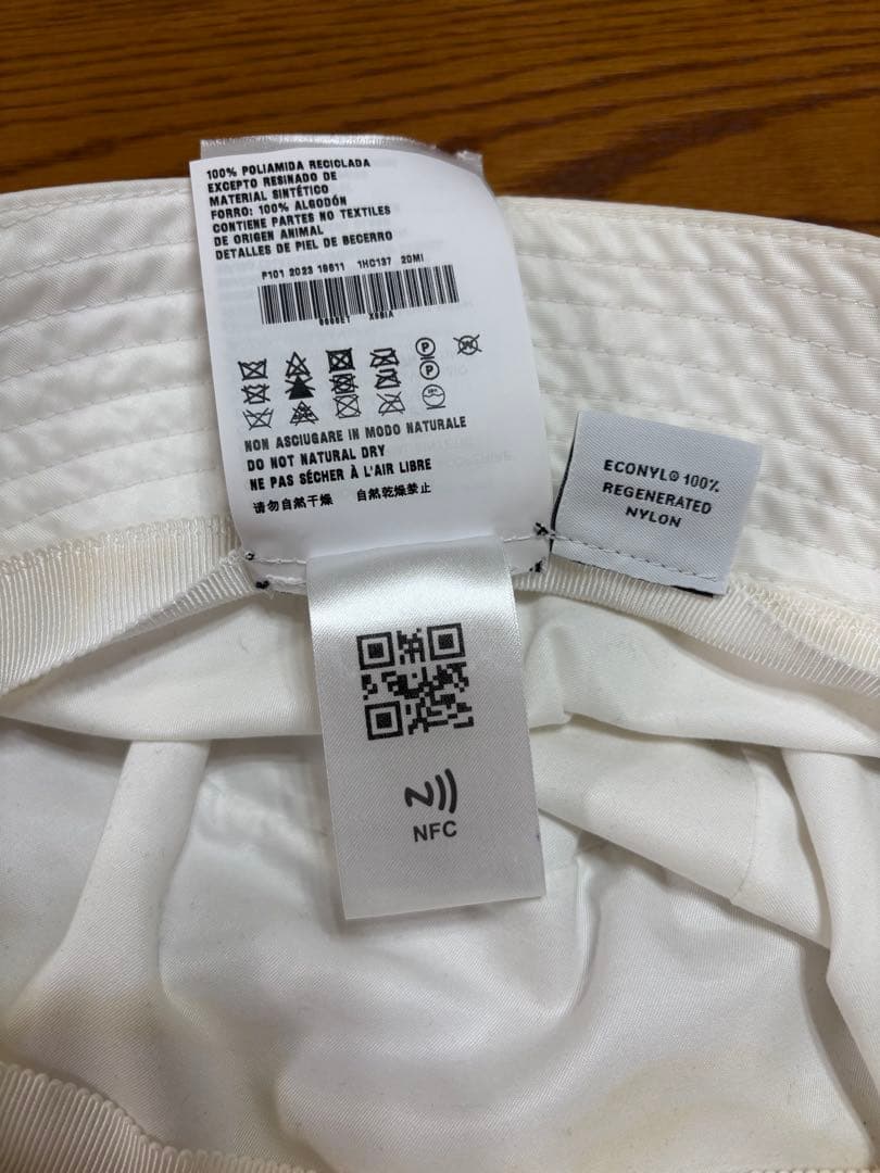 希少！PRADA ホワイト バケットハット　M