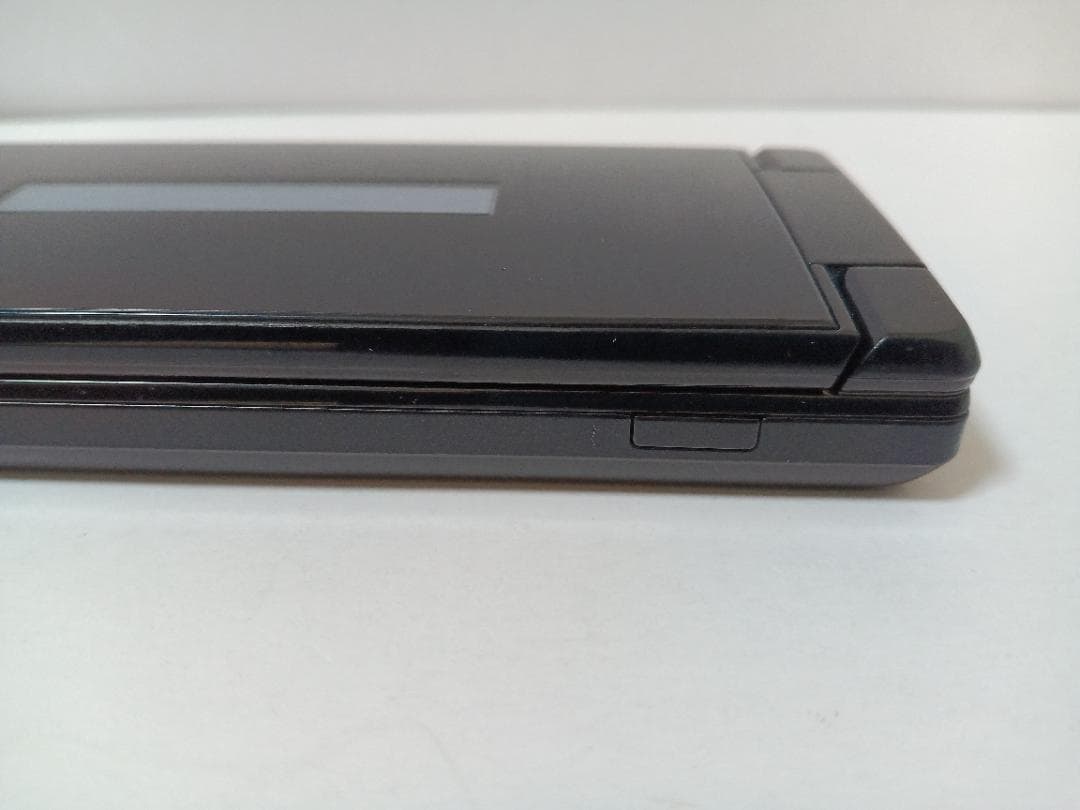 ☆ Y!mobile AQUOS ケータイ3 806SH ブラック