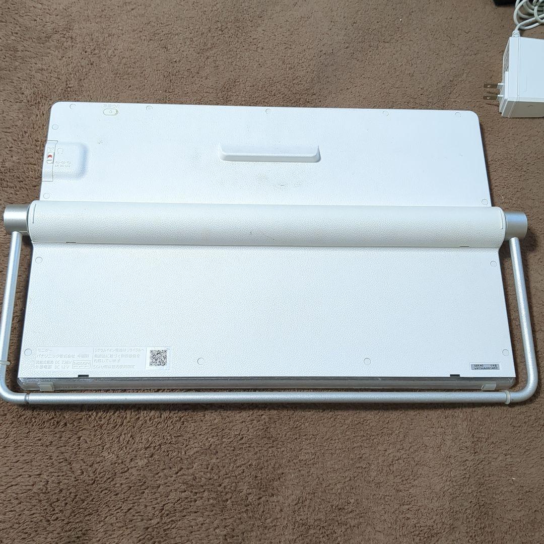 r*n様 Panasonic プライベート・ビエラ UN-15T7 15インチ