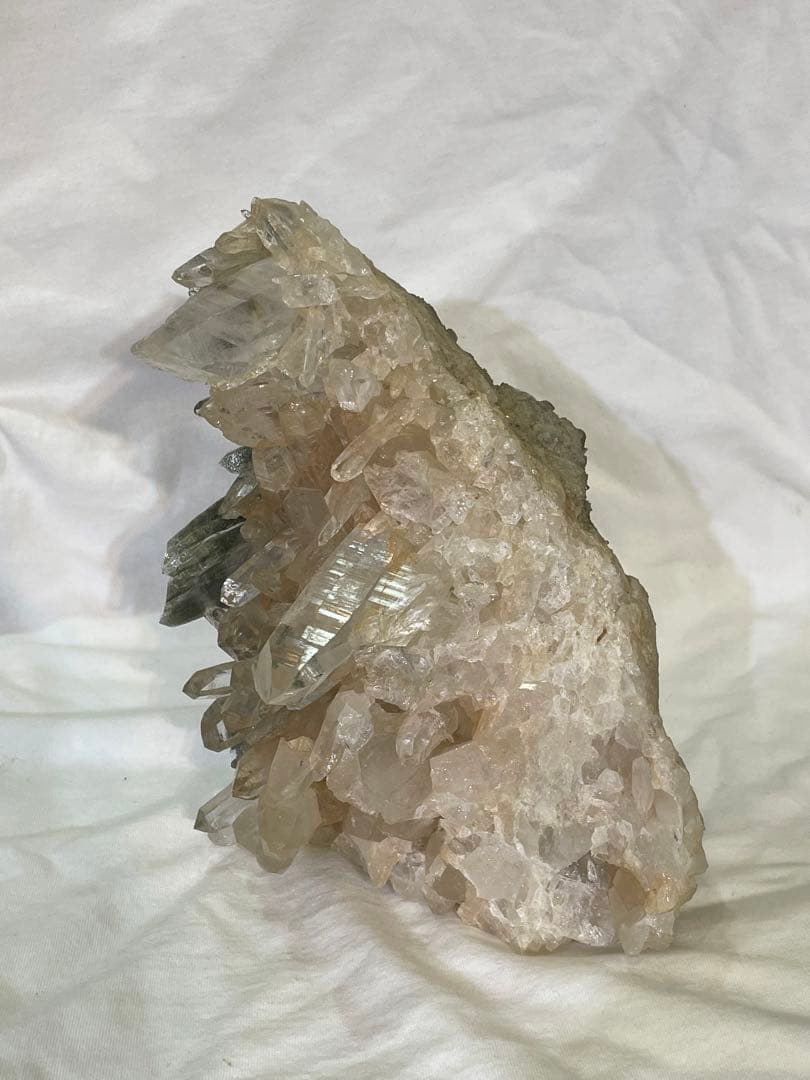 ヒマラヤ水晶　ガネーシュヒマール産　クラスター