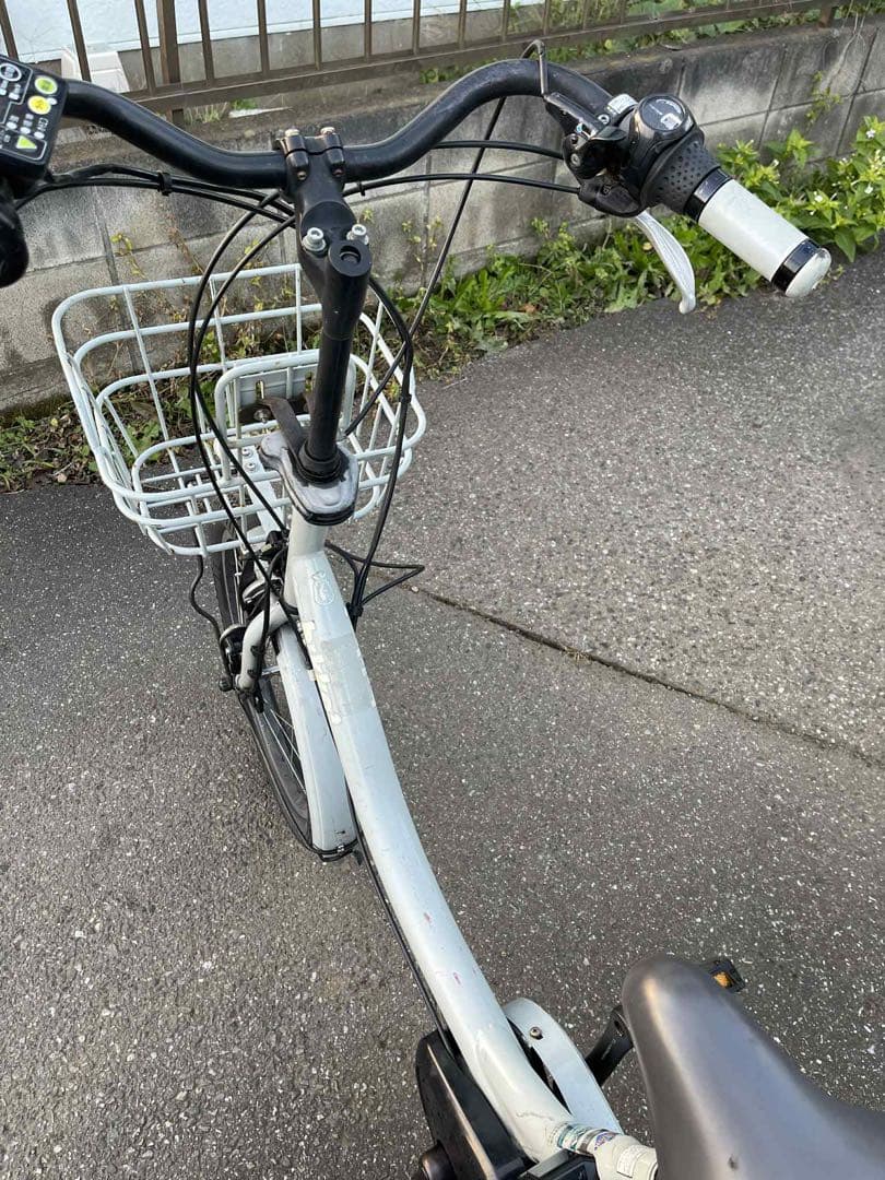 電動アシスト自転車 チャイルドシート付き ホワイト