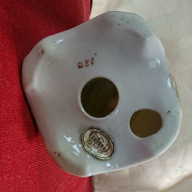 陶器製の人形