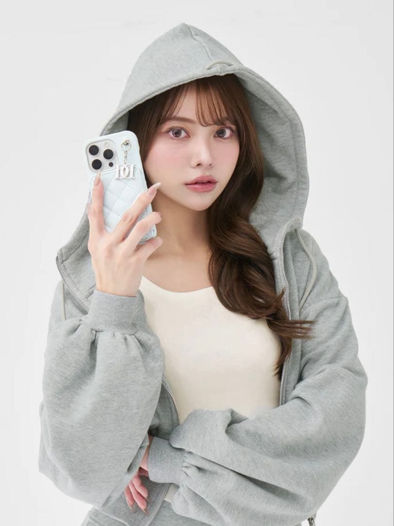 Darich♡キルティングミラーDDチャームiPhoneケース17Pro SAX