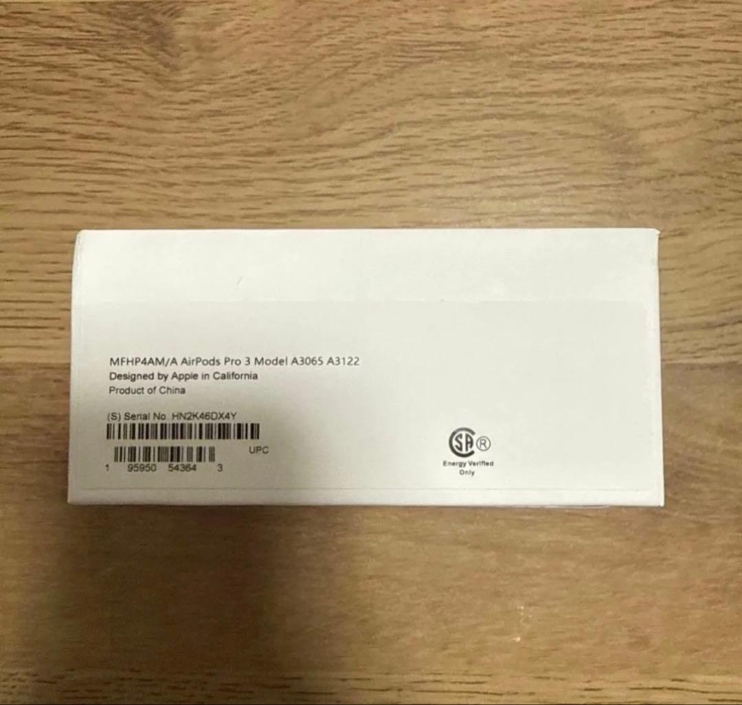 Apple AirPods Pro 3本体