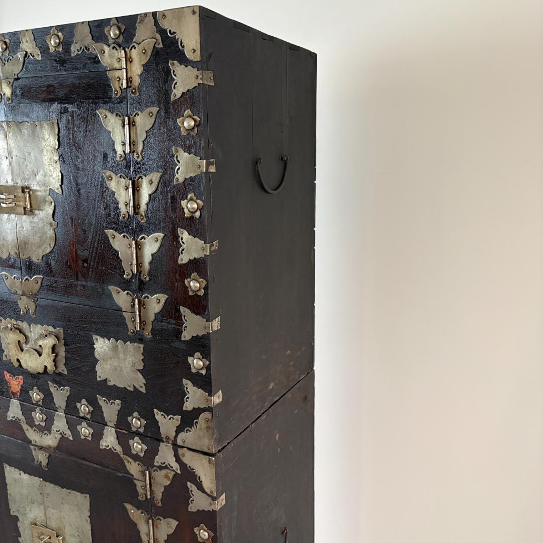 収納棚｜李朝 キャビネット