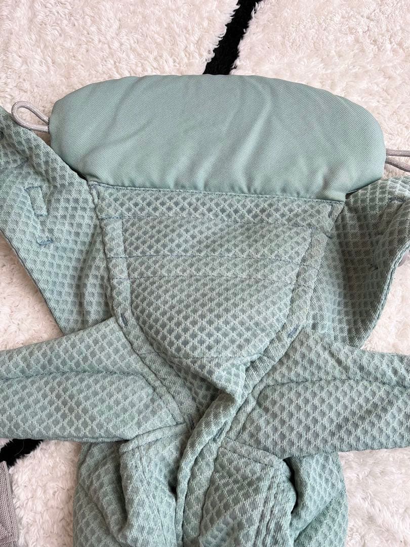 美品　エルゴベビー　抱っこ紐　オムニブリーズ　セージグリーン