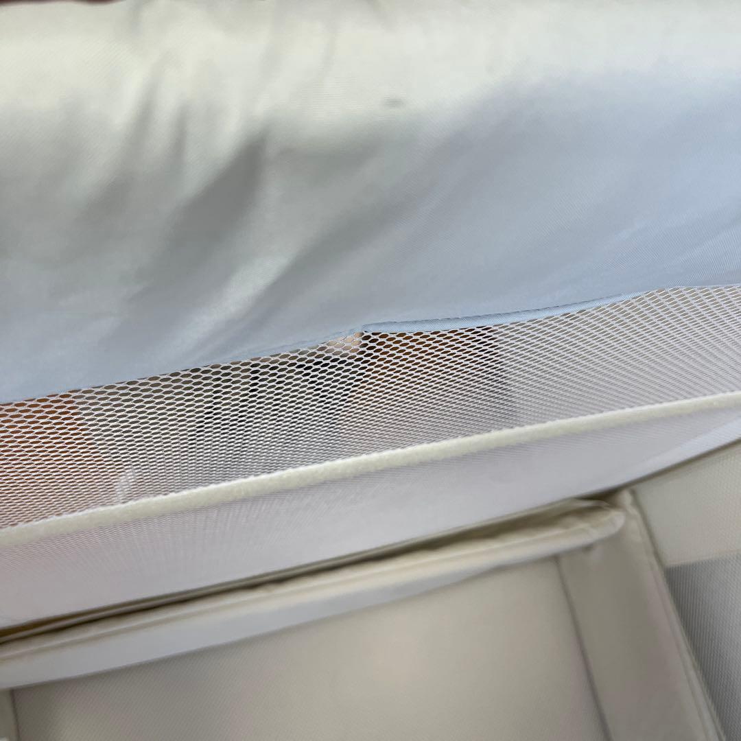 アップリカココネルエアー　2024年購入　折りたたみメッシュベビーベッド グレー