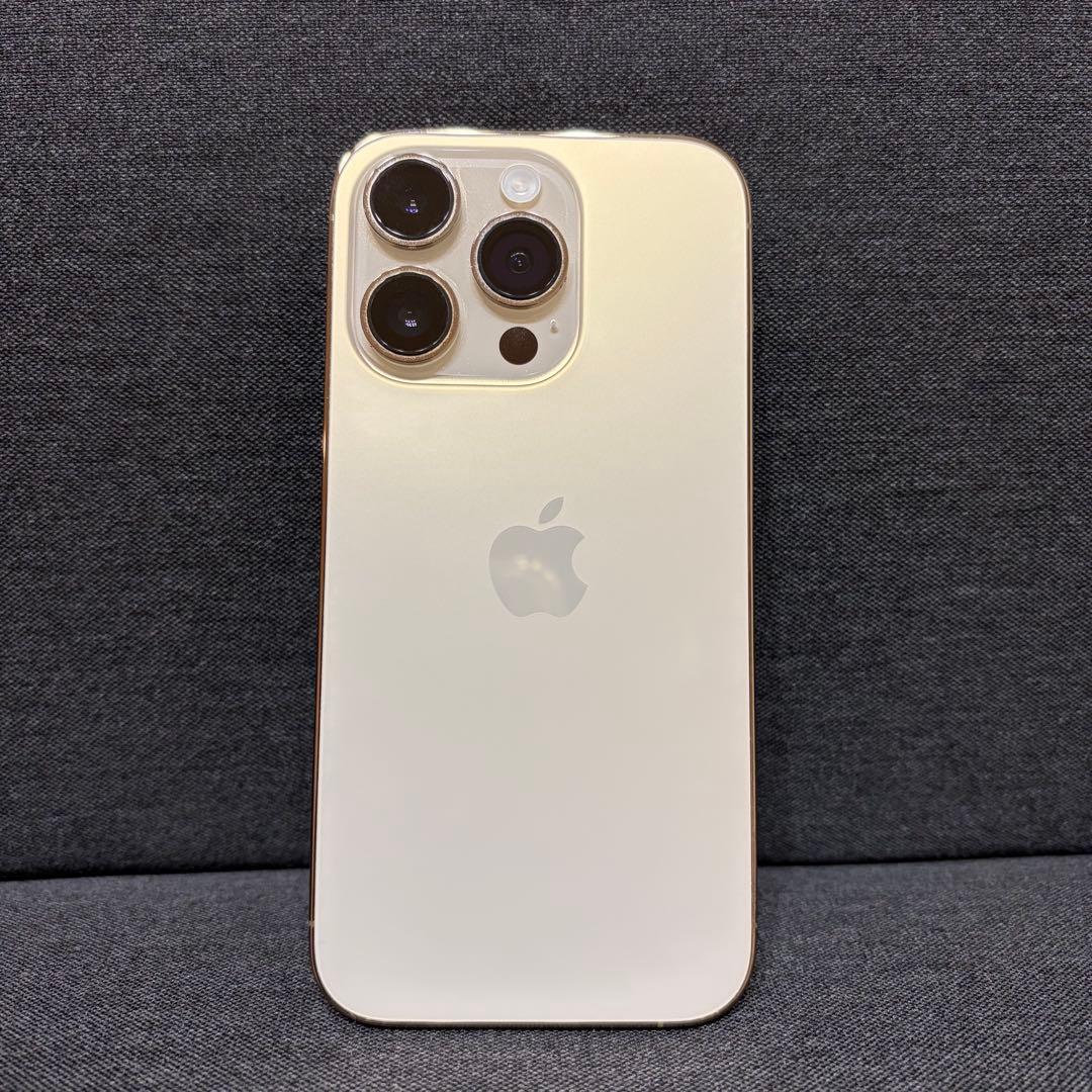 iPhone 14 128GB SIMフリー　画面保護シート付き