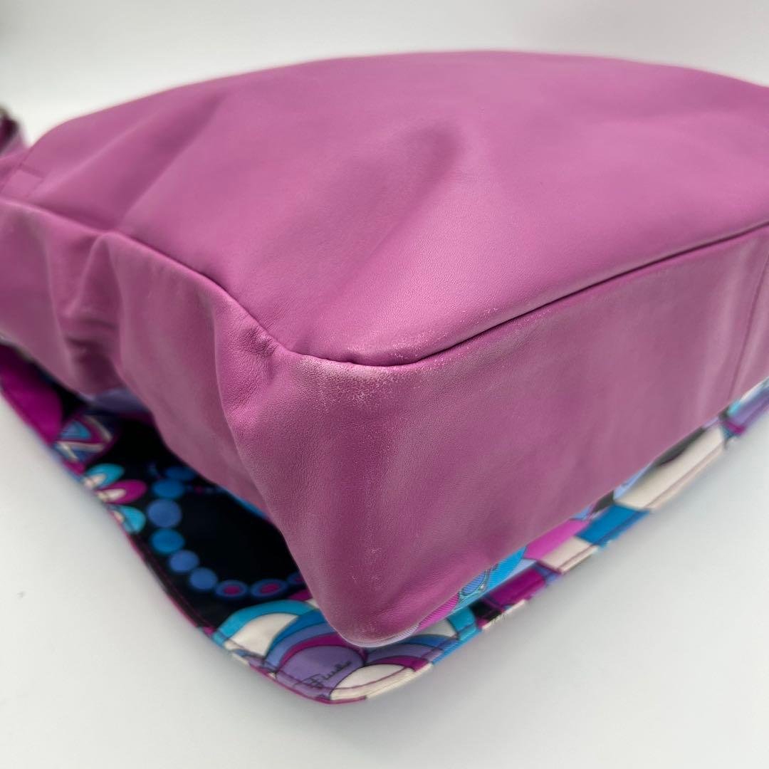 良品　エミリオプッチ　ショルダーバッグ　フラップ　花柄　青　紫　A4　斜め掛け