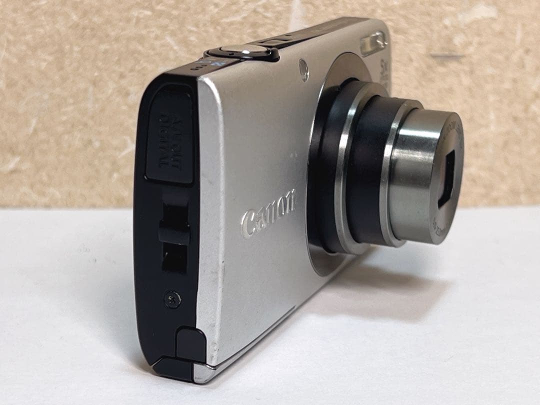 Canon PowerShot A2400 シルバー