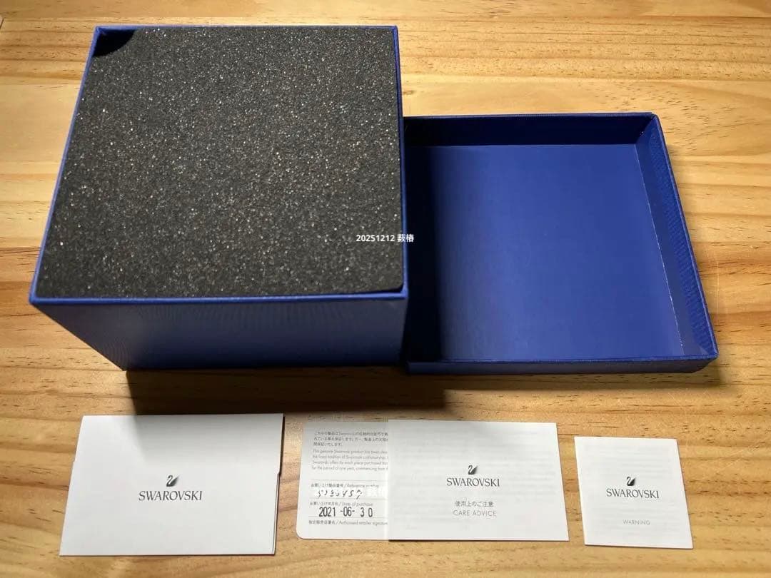 アナと雪の女王 雪のオーナメント　Swarovski 正規品