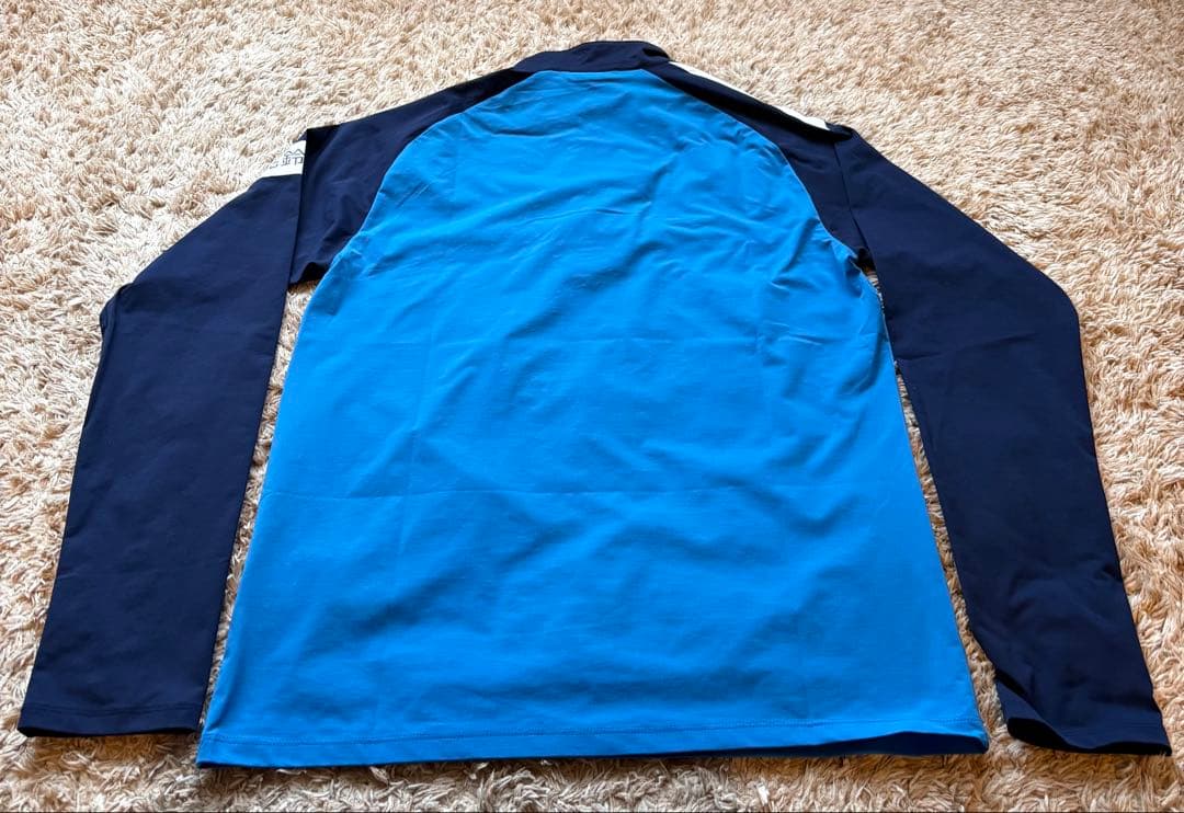 横浜FC2023トレーニング1/4ジップトップ、Sサイズ