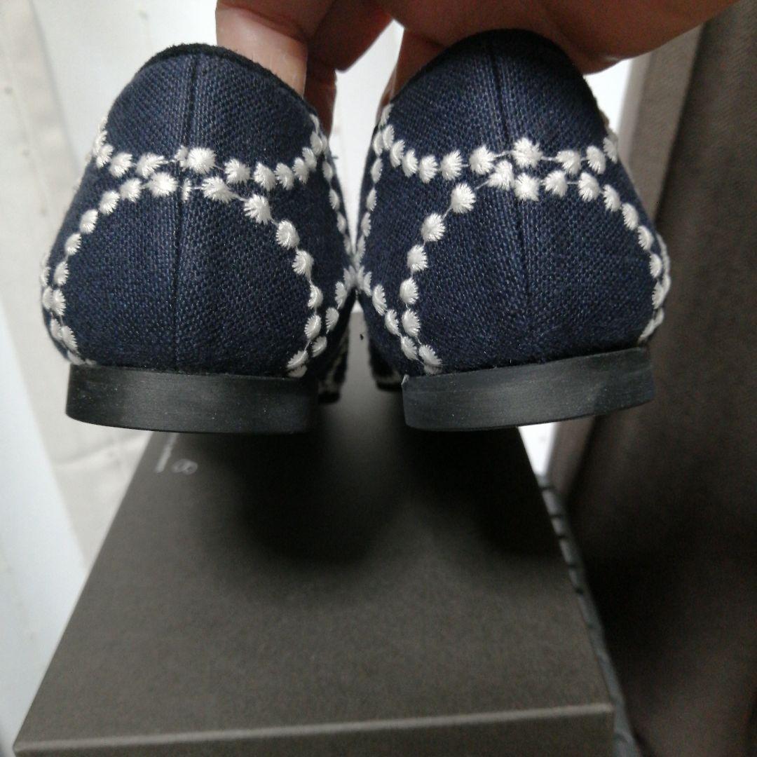 気まぐれセール　新品未使用　ミナペルホネン39　ネイビースリッポン　シューズ　靴