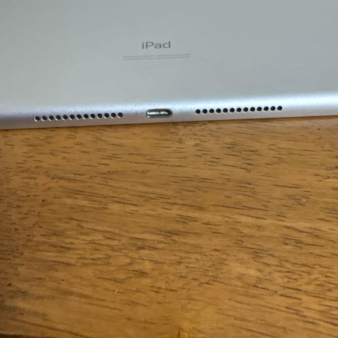 g*a様 iPad7(2019) 128G Wi-Fi モデル 代7世代
