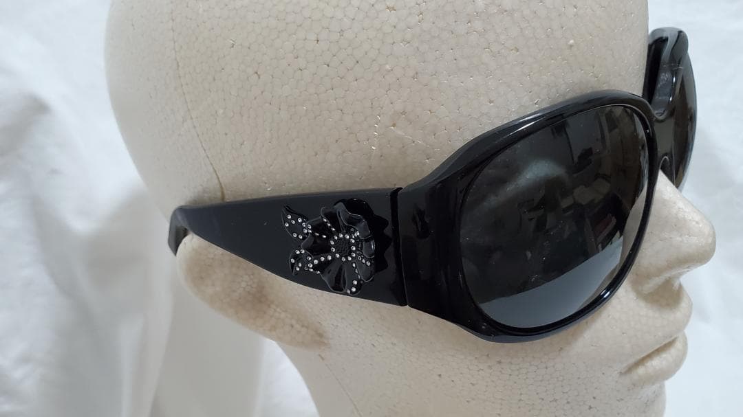 正規レア ヴェルサーチ ローズ ビジュー フラワーアートサングラス黒 花 付属有